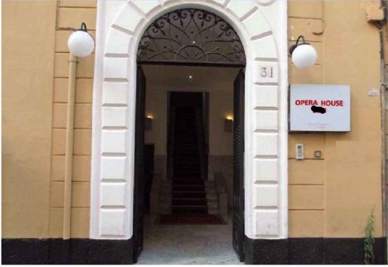 Opera House Guest, Roma Centro Storico Hotell Exteriör bild